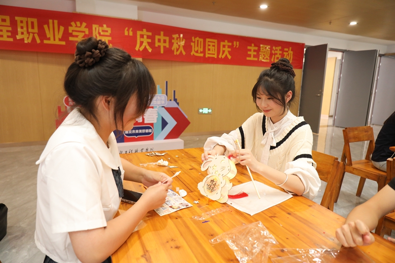 652275fa30570.JPG 2F4A7930.JPG