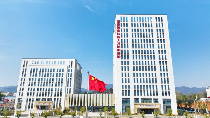 681ab7611b539.JPG 41B7CF116C2147C43969847421E220A3.JPG