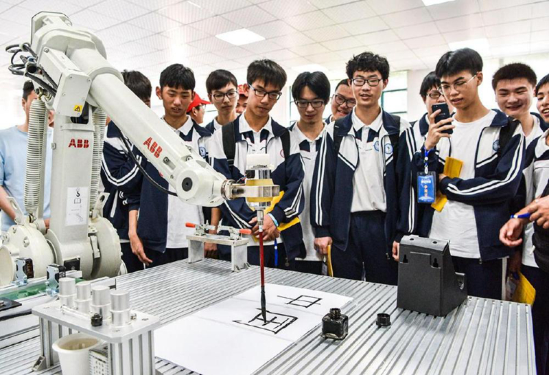 68415d165a8d2.jpg b51ecb4b8267479c9a87c7d819cb98c0.jpg