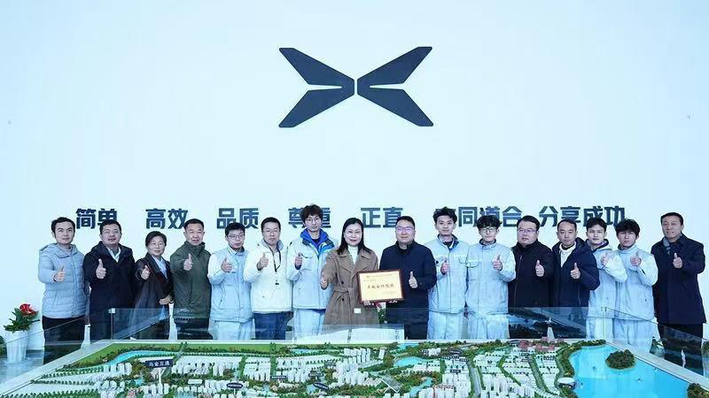 68415d4cdf3e6.jpg 0d18f1cb2ae742cda4bb0b31f337f91d.jpg